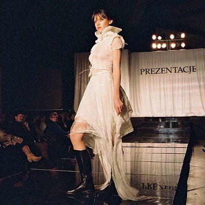 prezentacje - pokaz mody
